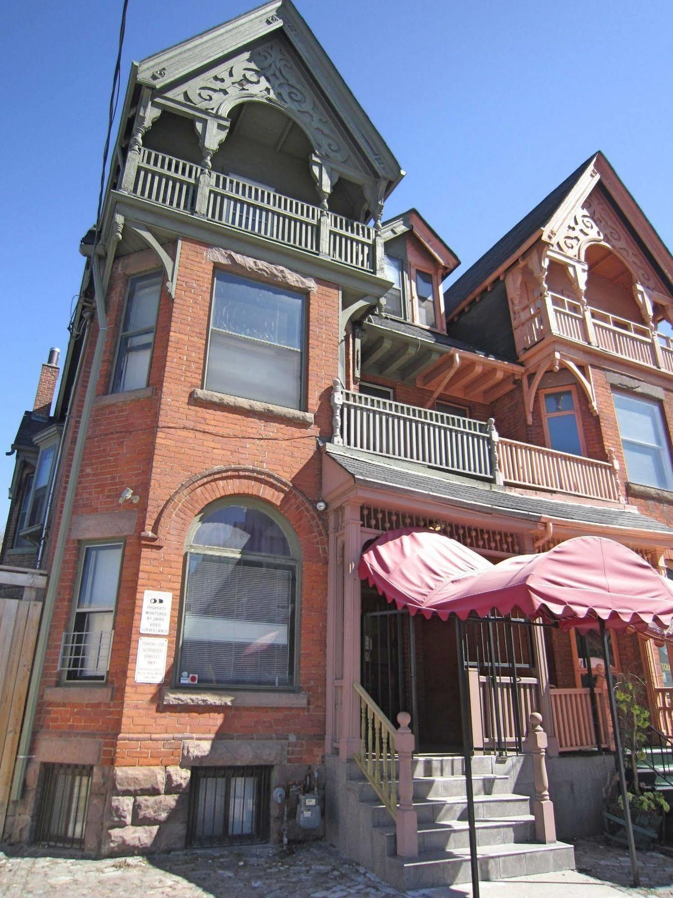 Spadina 11 Guesthouse Toronto Dış mekan fotoğraf